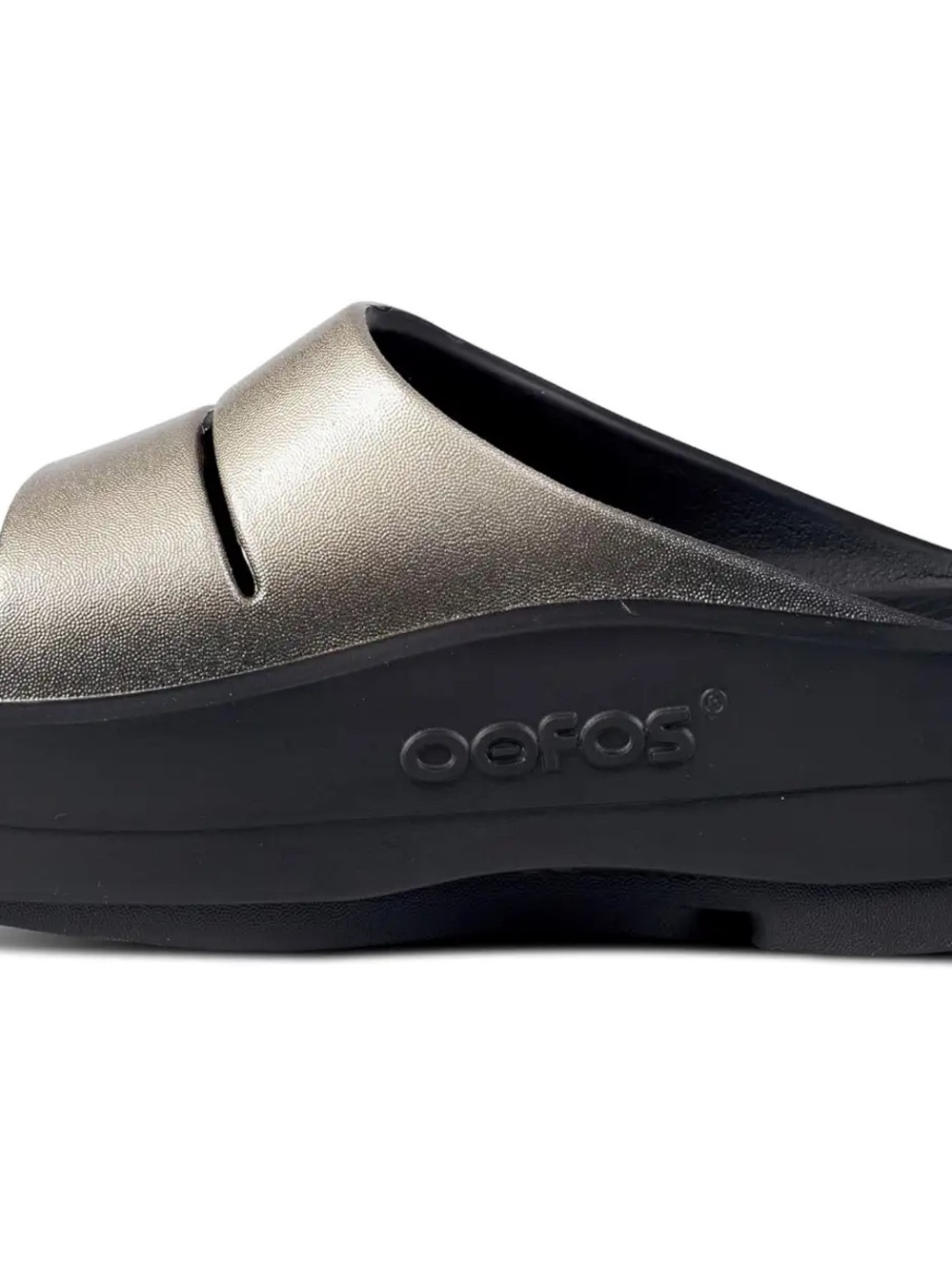 Women’s OOFOS OOmega Luxe Slides Latte